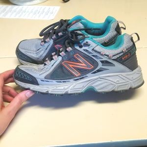 Gently worn womens new balance size 7